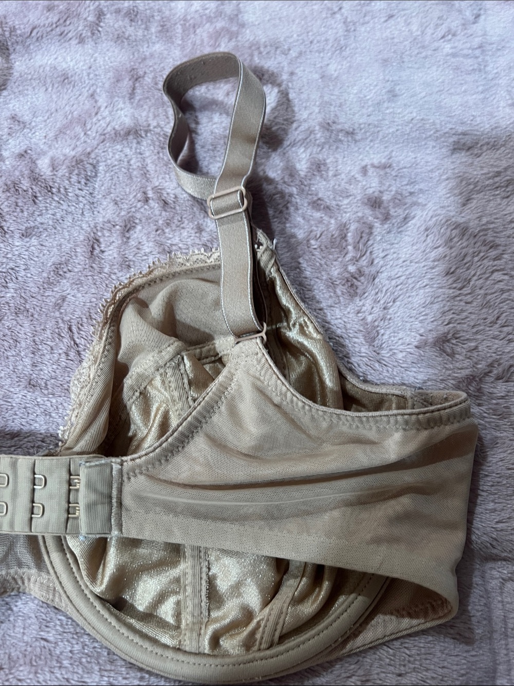 Everyday Comfort Underwire Bra in Beige - Picture 8 of 9